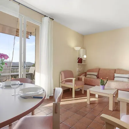 Berliat F2 N°16 Tatil Evi *